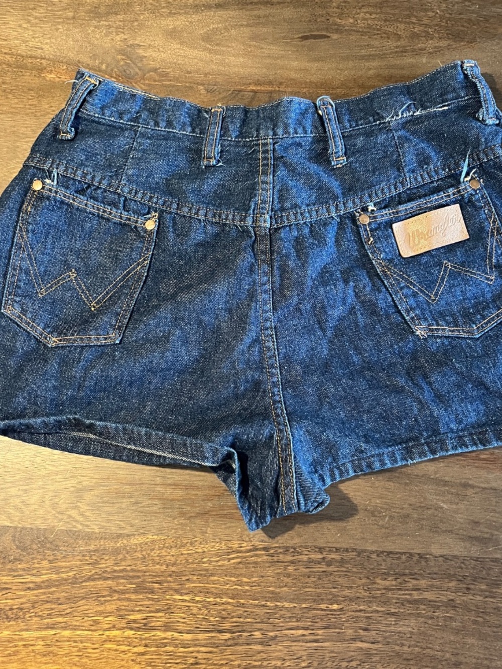 Vintage 1970s Wrangler Jean Shorts Size 32